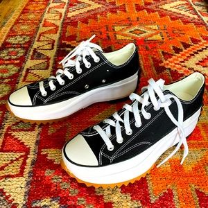 Converse Run Star Hike Low Top Platform Sneaker Sz men 8.5/ women 10 Black